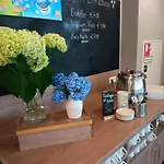 Jufa Sued - Self Check-in Готель 3*