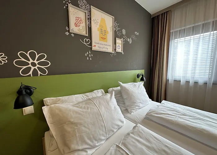 Jufa Süd - Self Check-in 3* Graz