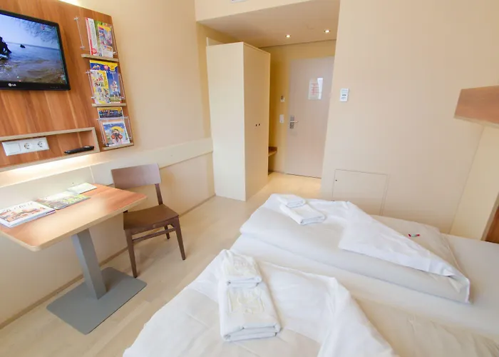 Hotel Jufa Sued - Self Check-in 3*