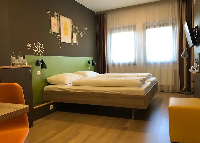 Jufa Süd - Self Check-in 3* Graz